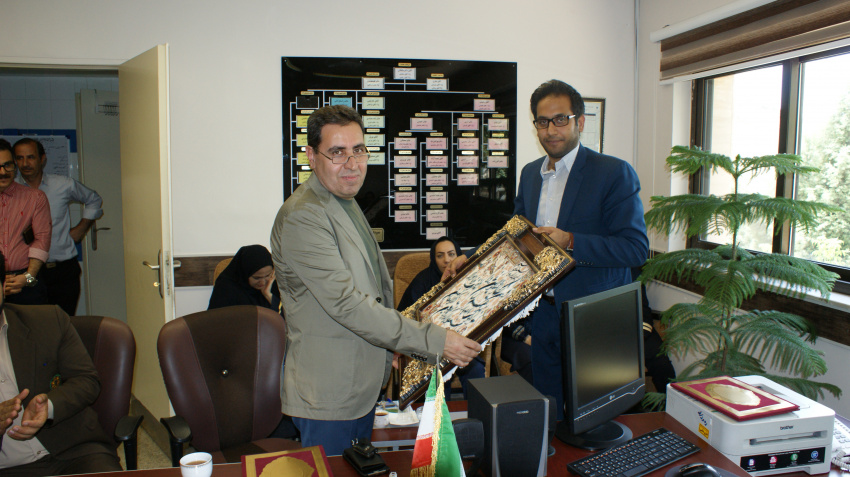 رئیس بیمارستان امیرالمومنین(ع) بازنشست شد.